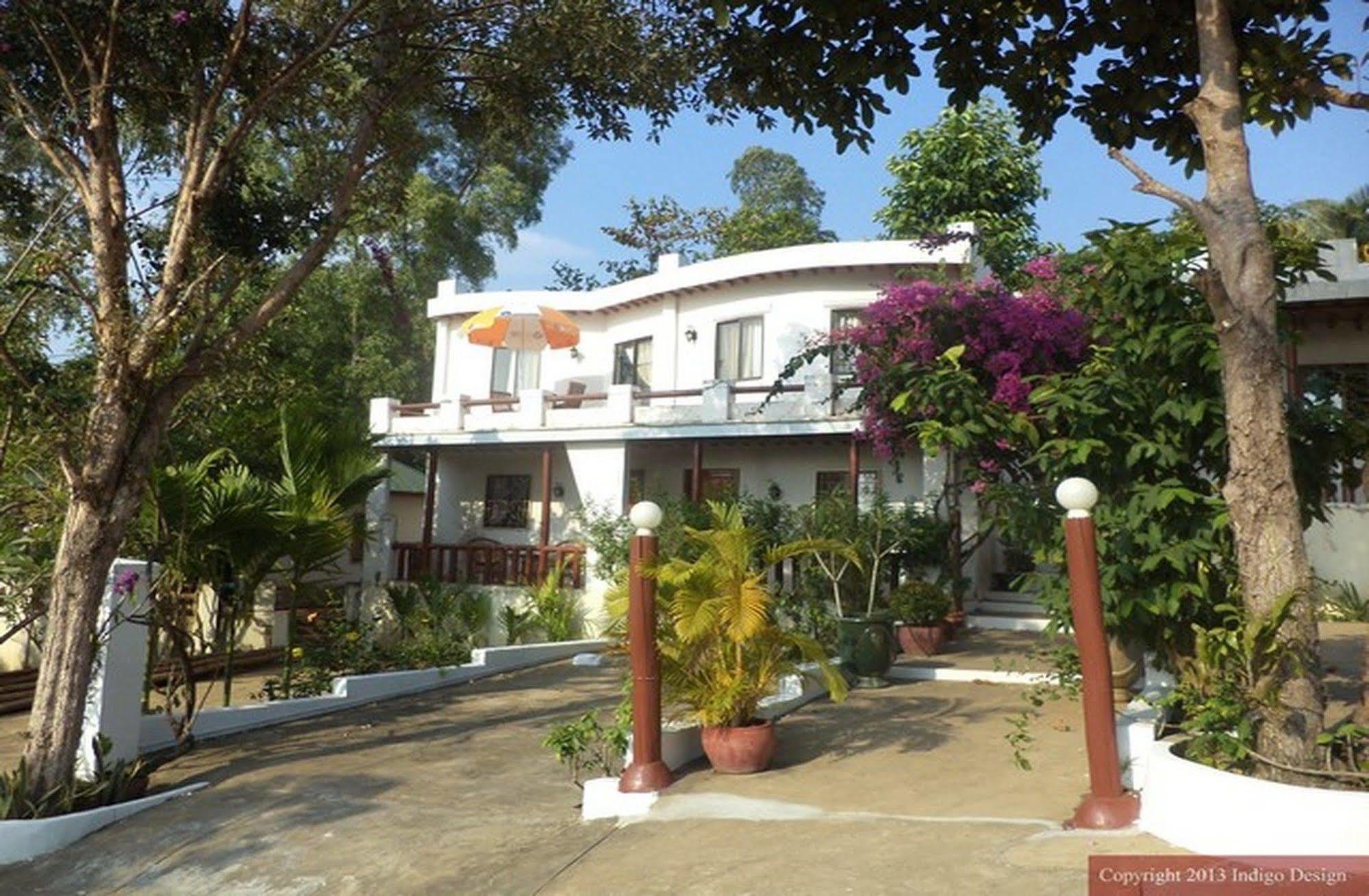 Malibu Bungalows Sihanoukville Exterior foto