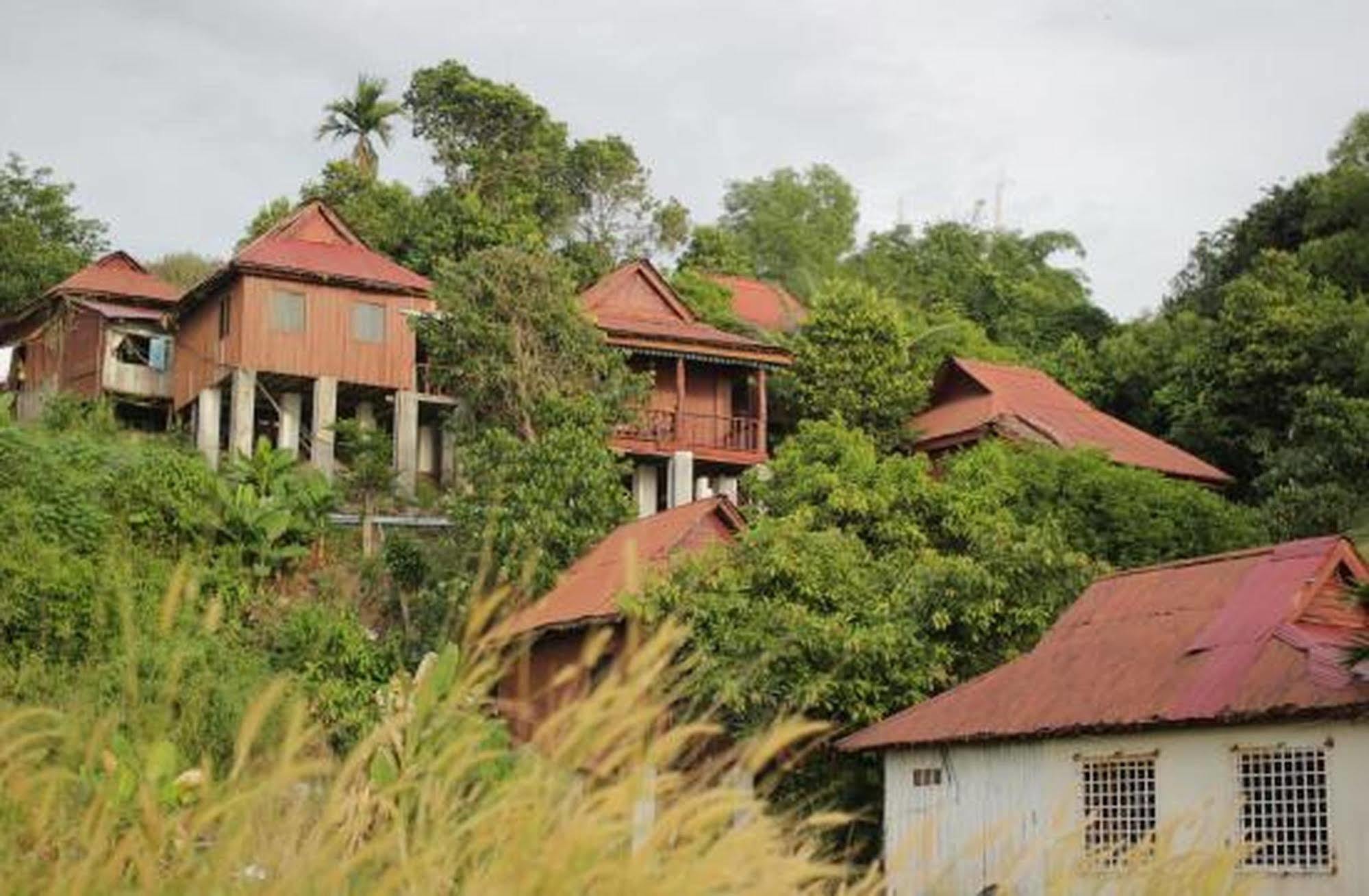 Malibu Bungalows Sihanoukville Exterior foto