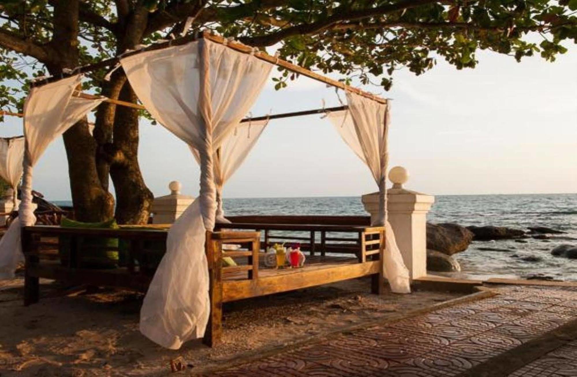 Malibu Bungalows Sihanoukville Exterior foto